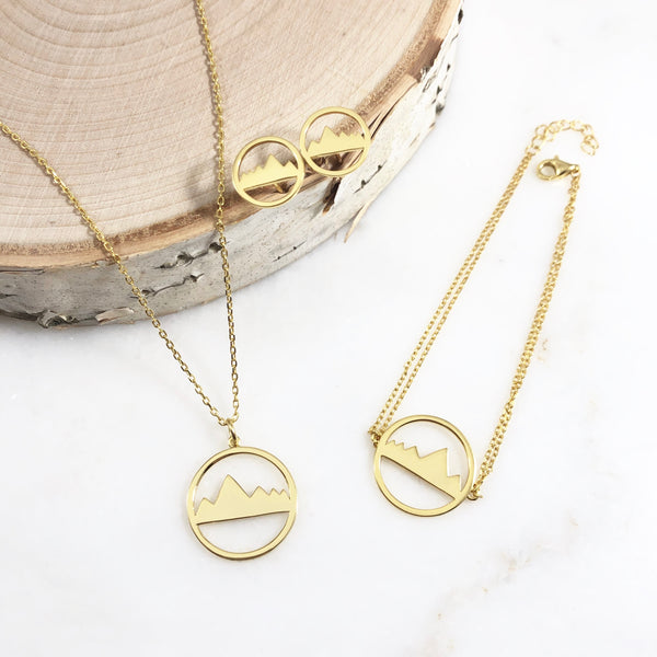 14K Mountain Mama Necklace